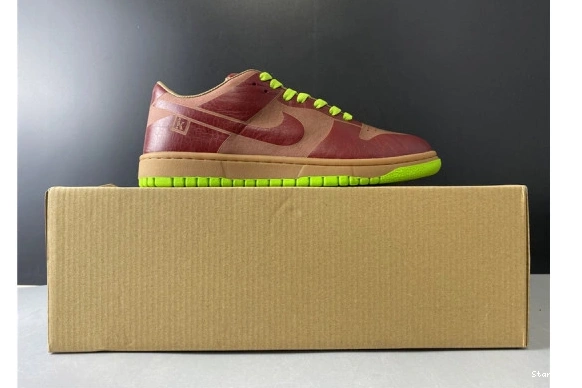 Red Low 311611-661 Laser Chartreuse 1-Piece Nike Dunk Varsity 0225